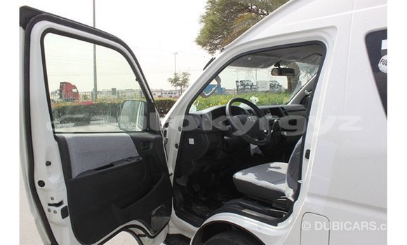 Buy Import Toyota Hiace White Car in Import - Dubai in Batken Buy Import Toyota Hiace White Car in Import - Dubai in Batken