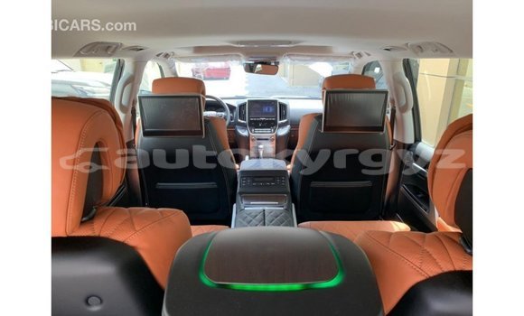 Buy Import Toyota Land Cruiser Black Car in Import - Dubai in Batken Buy Import Toyota Land Cruiser Black Car in Import - Dubai in Batken