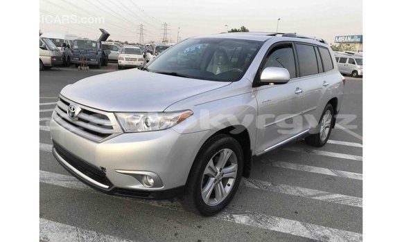Buy Import Toyota Highlander Other Car in Import - Dubai in Batken Buy Import Toyota Highlander Other Car in Import - Dubai in Batken