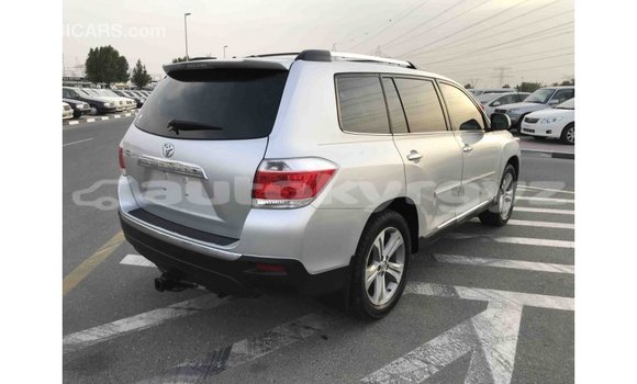 Buy Import Toyota Highlander Other Car in Import - Dubai in Batken Buy Import Toyota Highlander Other Car in Import - Dubai in Batken