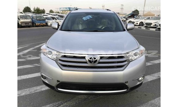 Buy Import Toyota Highlander Other Car in Import - Dubai in Batken Buy Import Toyota Highlander Other Car in Import - Dubai in Batken
