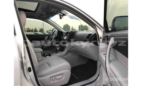 Buy Import Toyota Highlander Other Car in Import - Dubai in Batken Buy Import Toyota Highlander Other Car in Import - Dubai in Batken