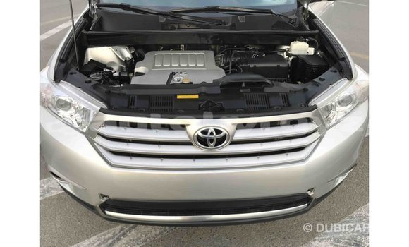 Buy Import Toyota Highlander Other Car in Import - Dubai in Batken Buy Import Toyota Highlander Other Car in Import - Dubai in Batken