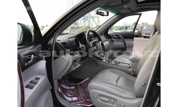Buy Import Toyota Highlander Black Car in Import - Dubai in Batken Buy Import Toyota Highlander Black Car in Import - Dubai in Batken