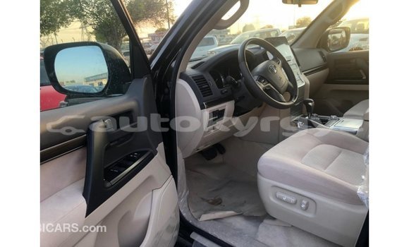Buy Import Toyota Land Cruiser Black Car in Import - Dubai in Batken Buy Import Toyota Land Cruiser Black Car in Import - Dubai in Batken