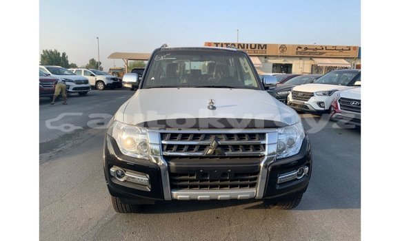 Buy Import Mitsubishi Pajero Black Car in Import - Dubai in Batken Buy Import Mitsubishi Pajero Black Car in Import - Dubai in Batken