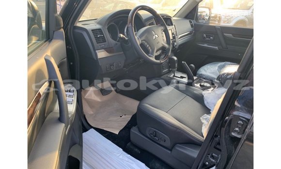 Buy Import Mitsubishi Pajero Black Car in Import - Dubai in Batken Buy Import Mitsubishi Pajero Black Car in Import - Dubai in Batken