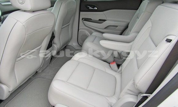Buy Used GMC Acadia White Car in Ak–Bulok in Issyk-Kul Buy Used GMC Acadia White Car in Ak–Bulok in Issyk-Kul