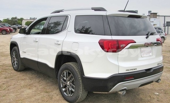 Buy Used GMC Acadia White Car in Ak–Bulok in Issyk-Kul Buy Used GMC Acadia White Car in Ak–Bulok in Issyk-Kul
