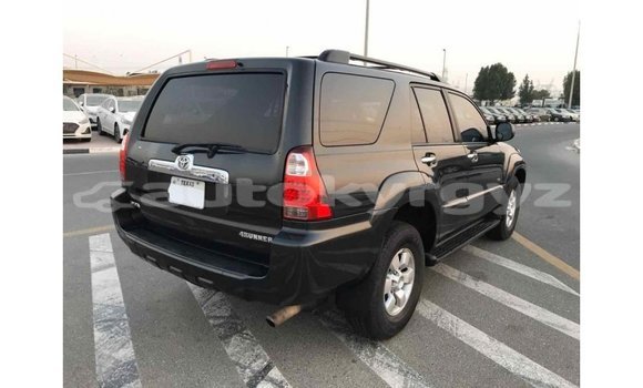 Buy Import Toyota HiAce Black Truck in Import - Dubai in Batken Buy Import Toyota HiAce Black Truck in Import - Dubai in Batken