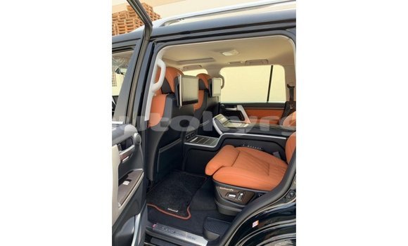 Buy Import Toyota Land Cruiser Black Car in Import - Dubai in Batken Buy Import Toyota Land Cruiser Black Car in Import - Dubai in Batken