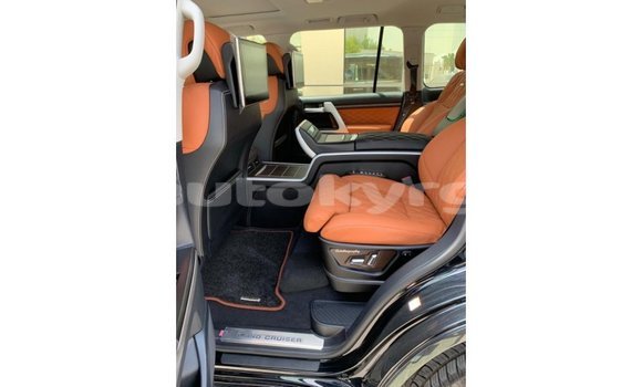 Buy Import Toyota Land Cruiser Black Car in Import - Dubai in Batken Buy Import Toyota Land Cruiser Black Car in Import - Dubai in Batken