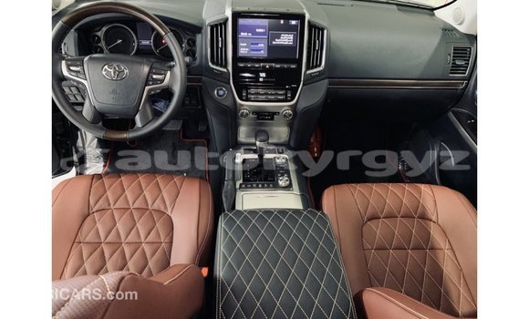 Buy Import Toyota Land Cruiser Black Car in Import - Dubai in Batken Buy Import Toyota Land Cruiser Black Car in Import - Dubai in Batken