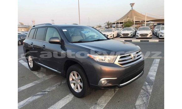 Buy Import Toyota Highlander Other Car in Import - Dubai in Batken Buy Import Toyota Highlander Other Car in Import - Dubai in Batken