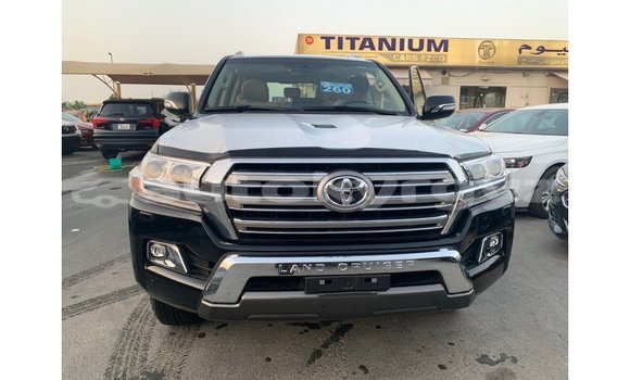 Buy Import Toyota Land Cruiser Black Car in Import - Dubai in Batken Buy Import Toyota Land Cruiser Black Car in Import - Dubai in Batken