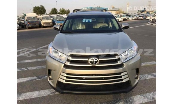 Buy Import Toyota Highlander Beige Car in Import - Dubai in Batken Buy Import Toyota Highlander Beige Car in Import - Dubai in Batken