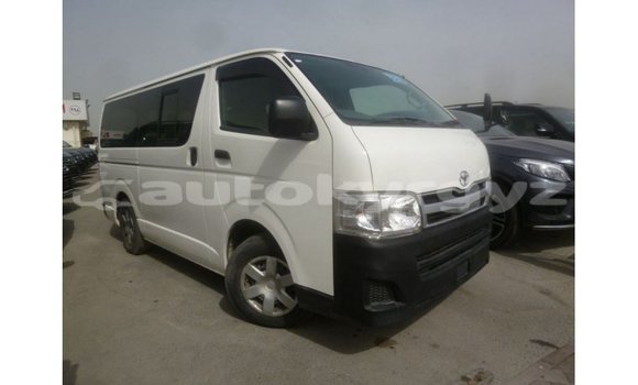 Buy Import Toyota Hiace White Car in Import - Dubai in Batken Buy Import Toyota Hiace White Car in Import - Dubai in Batken