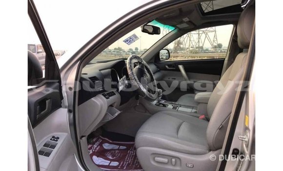 Buy Import Toyota Highlander Other Car in Import - Dubai in Batken Buy Import Toyota Highlander Other Car in Import - Dubai in Batken