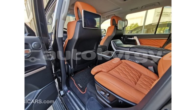 Big with watermark toyota land cruiser batken import dubai 1866