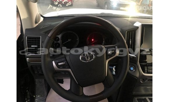Buy Import Toyota Land Cruiser Black Car in Import - Dubai in Batken Buy Import Toyota Land Cruiser Black Car in Import - Dubai in Batken