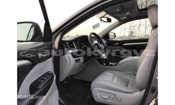 Buy Import Toyota Highlander Other Car in Import - Dubai in Batken Buy Import Toyota Highlander Other Car in Import - Dubai in Batken