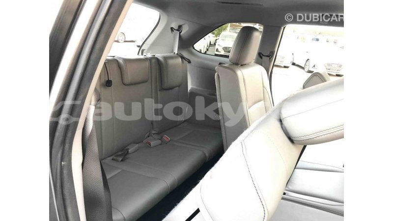 Big with watermark toyota highlander batken import dubai 1872