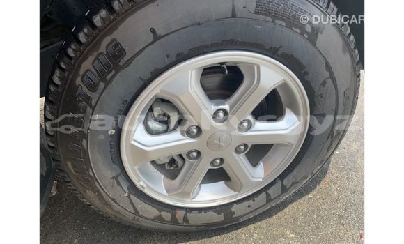 Buy Import Mitsubishi L200 Black Car in Import - Dubai in Batken Buy Import Mitsubishi L200 Black Car in Import - Dubai in Batken