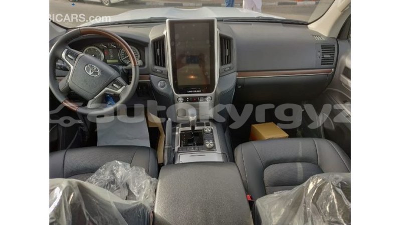 Big with watermark toyota land cruiser batken import dubai 1885