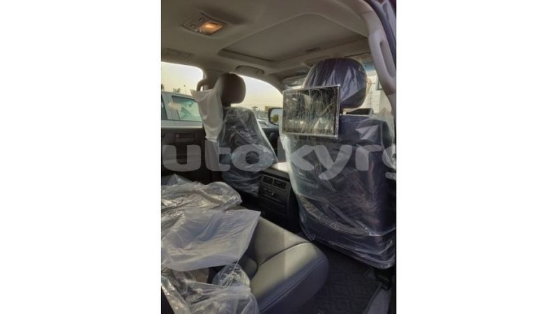 Big with watermark toyota land cruiser batken import dubai 1885