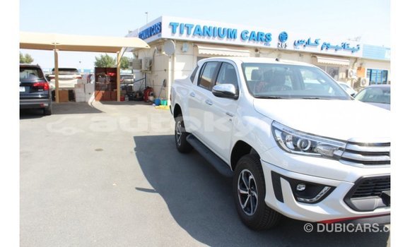 Buy Import Toyota Hilux White Car in Import - Dubai in Batken Buy Import Toyota Hilux White Car in Import - Dubai in Batken