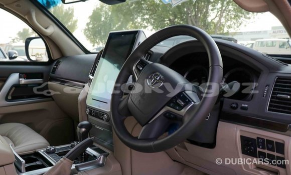 Buy Import Toyota Land Cruiser White Car in Import - Dubai in Batken Buy Import Toyota Land Cruiser White Car in Import - Dubai in Batken