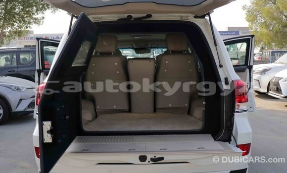 Buy Import Toyota Land Cruiser White Car in Import - Dubai in Batken Buy Import Toyota Land Cruiser White Car in Import - Dubai in Batken