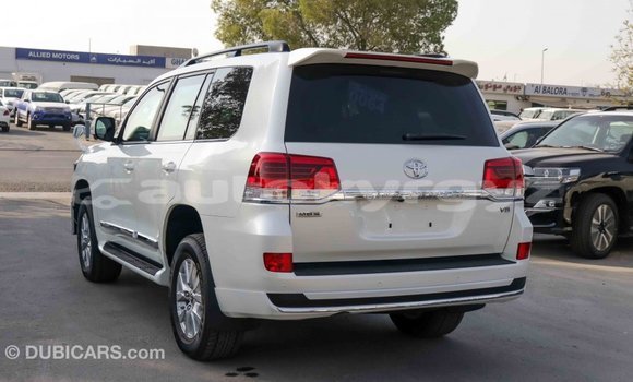 Buy Import Toyota Land Cruiser White Car in Import - Dubai in Batken Buy Import Toyota Land Cruiser White Car in Import - Dubai in Batken