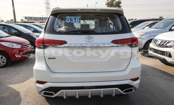 Buy Import Toyota Fortuner White Car in Import - Dubai in Batken Buy Import Toyota Fortuner White Car in Import - Dubai in Batken