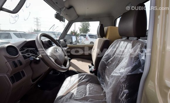 Buy Import Toyota Land Cruiser Beige Car in Import - Dubai in Batken Buy Import Toyota Land Cruiser Beige Car in Import - Dubai in Batken