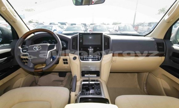 Buy Import Toyota Land Cruiser Other Car in Import - Dubai in Batken Buy Import Toyota Land Cruiser Other Car in Import - Dubai in Batken
