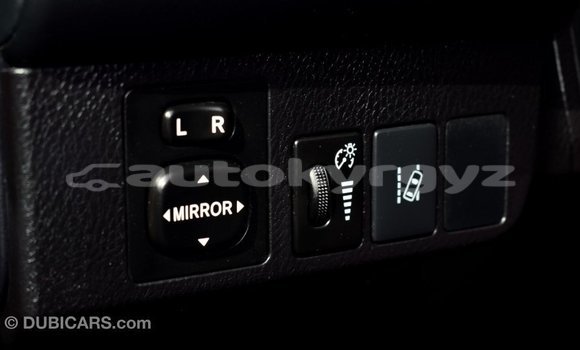 Buy Import Toyota HiAce Other Truck in Import - Dubai in Batken Buy Import Toyota HiAce Other Truck in Import - Dubai in Batken