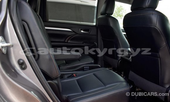 Buy Import Toyota Highlander Other Car in Import - Dubai in Batken Buy Import Toyota Highlander Other Car in Import - Dubai in Batken