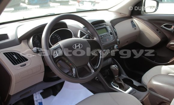 Buy Import Hyundai Tucson Beige Car in Import - Dubai in Batken Buy Import Hyundai Tucson Beige Car in Import - Dubai in Batken
