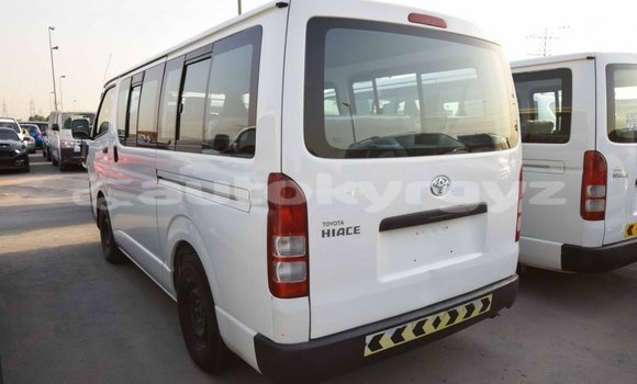 Buy Import Toyota Hiace White Car in Import - Dubai in Batken Buy Import Toyota Hiace White Car in Import - Dubai in Batken