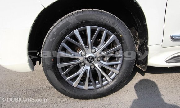 Buy Import Toyota Land Cruiser White Car in Import - Dubai in Batken Buy Import Toyota Land Cruiser White Car in Import - Dubai in Batken