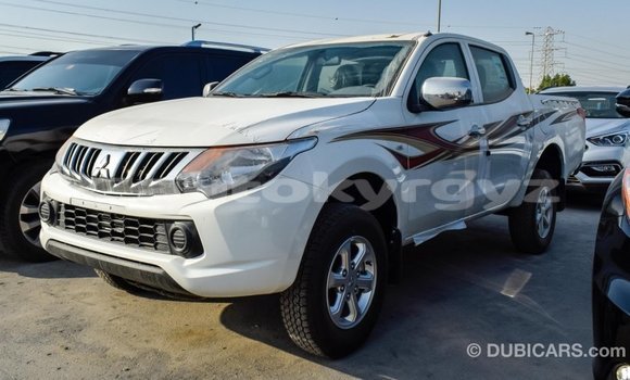 Buy Import Mitsubishi L200 White Car in Import - Dubai in Batken Buy Import Mitsubishi L200 White Car in Import - Dubai in Batken