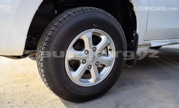 Buy Import Mitsubishi L200 White Car in Import - Dubai in Batken Buy Import Mitsubishi L200 White Car in Import - Dubai in Batken