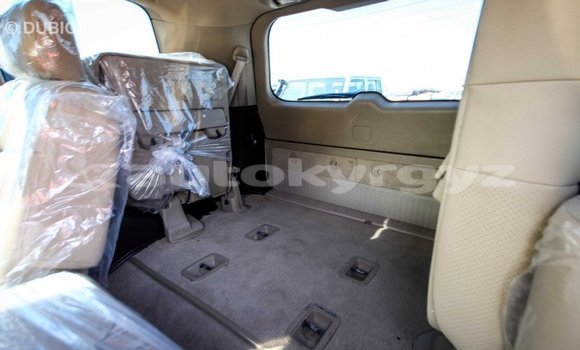Buy Import Toyota Land Cruiser White Car in Import - Dubai in Batken Buy Import Toyota Land Cruiser White Car in Import - Dubai in Batken