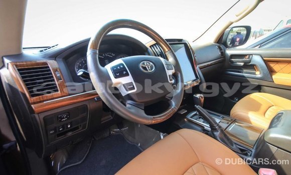 Buy Import Toyota Land Cruiser Brown Car in Import - Dubai in Batken Buy Import Toyota Land Cruiser Brown Car in Import - Dubai in Batken