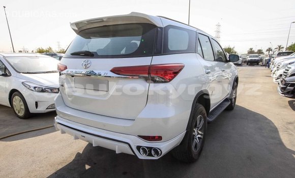 Buy Import Toyota Fortuner White Car in Import - Dubai in Batken Buy Import Toyota Fortuner White Car in Import - Dubai in Batken