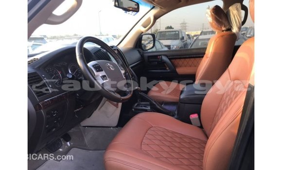 Buy Import Toyota Land Cruiser Black Car in Import - Dubai in Batken Buy Import Toyota Land Cruiser Black Car in Import - Dubai in Batken