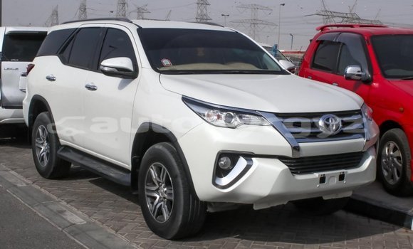 Buy Import Toyota Fortuner White Car in Import - Dubai in Batken Buy Import Toyota Fortuner White Car in Import - Dubai in Batken