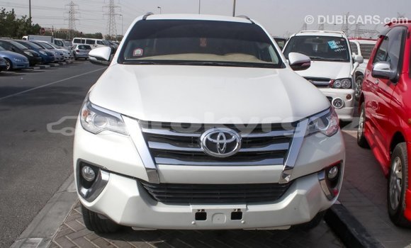 Buy Import Toyota Fortuner White Car in Import - Dubai in Batken Buy Import Toyota Fortuner White Car in Import - Dubai in Batken