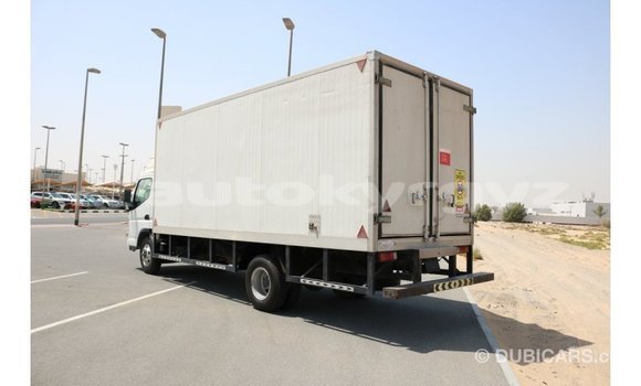 Buy Import Mitsubishi Carisma White Car in Import - Dubai in Batken